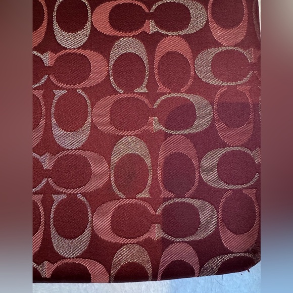 COACH Padded Tablet Signature Jacquard Case Burgundy - Picture 9 of 10